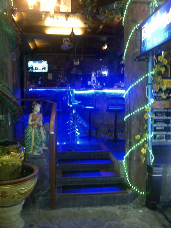 Eight Plus Hotel Банкок Екстериор снимка